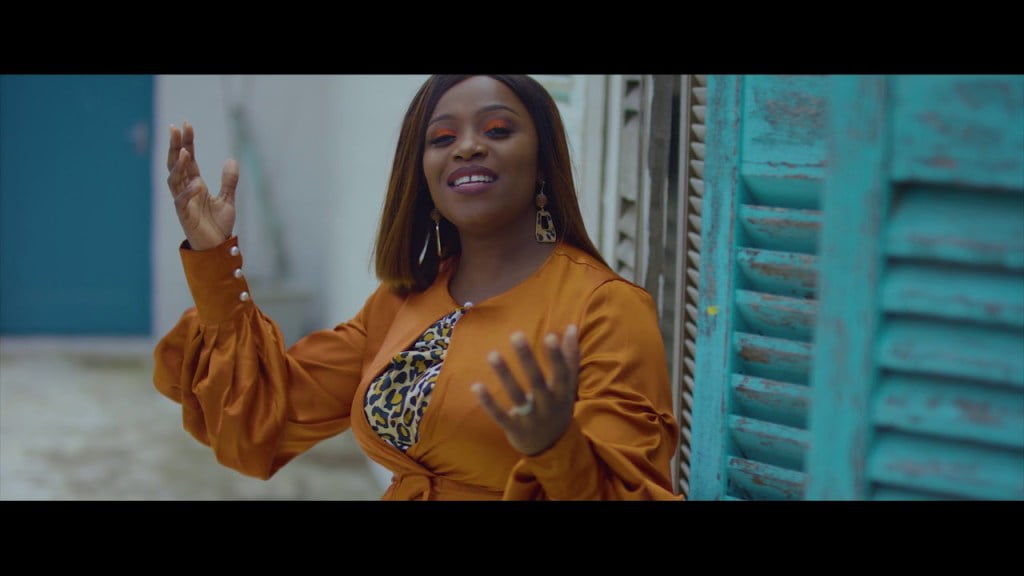 Download Music and watch Video Ndimi By Janet Mayour
